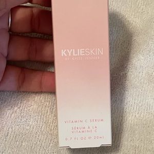 💕Kylie Skin Vitamin C Serum💕